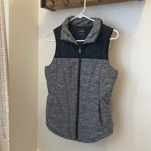 The north face vest small